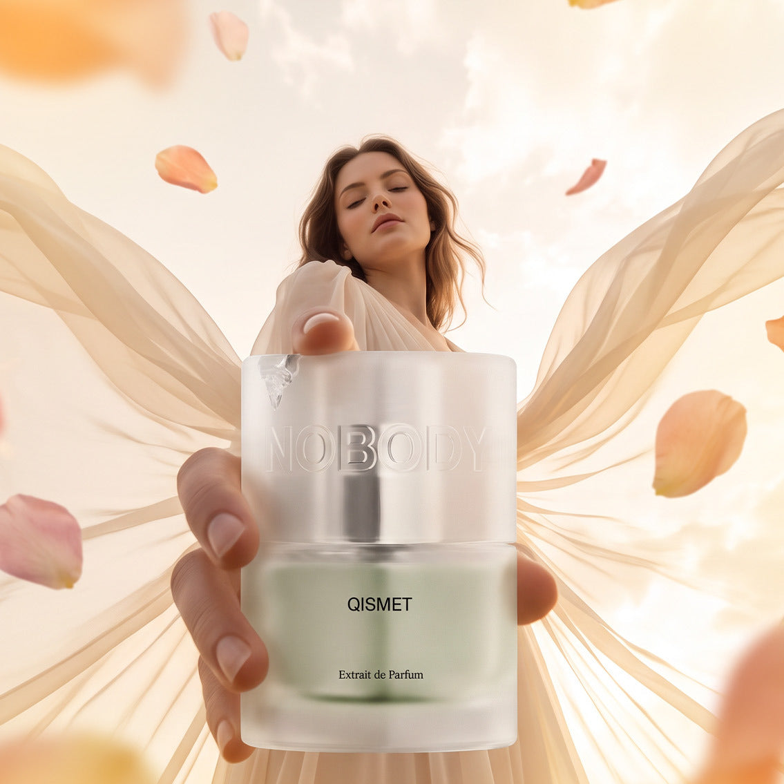 Model holding Qismet